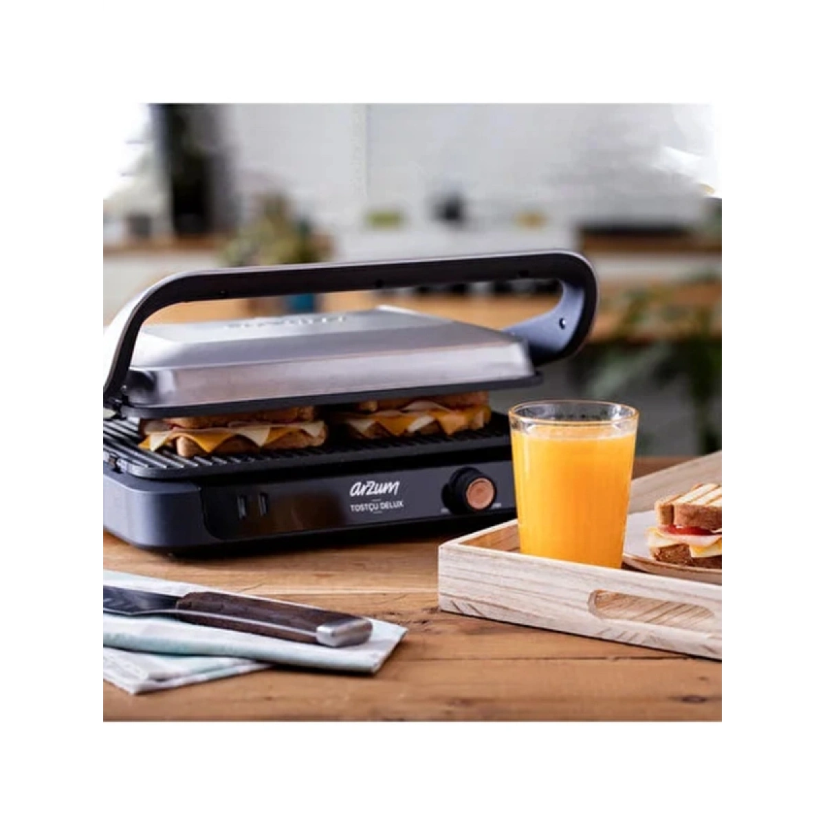 Arzum AR2001 Tostçu Delux 1800 W Granit Tost Makinesi, Çift Taraflı Plaka, 180 Derece Açılır Gövde, Inox