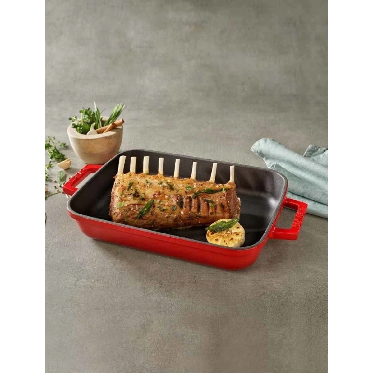 Lava Döküm Kırmızı Dikdörtgen 26x40 cm Tepsi