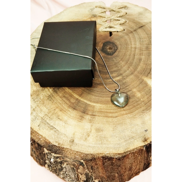 Florit Doğal Taşı Zincirli El Yapımı Kolye Uç: 2 Cm Zincir: 20 Cm Kutulu