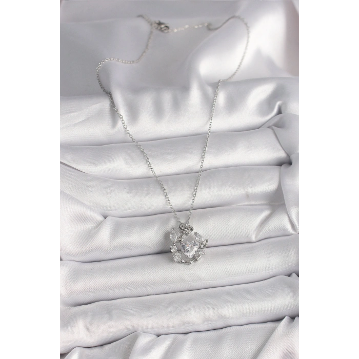 HarmonyAura 316L Çelik Gümüş Renk Zincir Zirkon Taşlı Kalp Figür Gül Detay Kadın Kolye