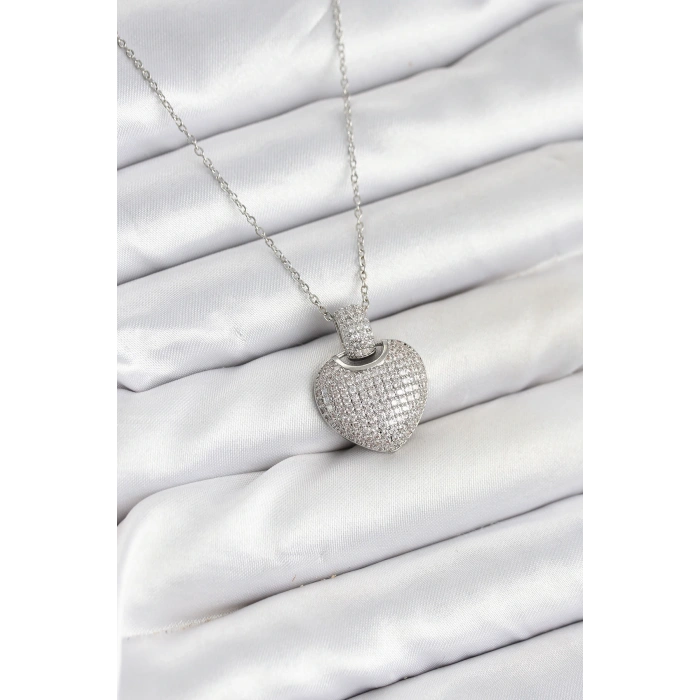 HarmonyAura 316L Çelik Zincir Gümüş Renk Zirkon Taşlı Kalpli Kadın Kolye