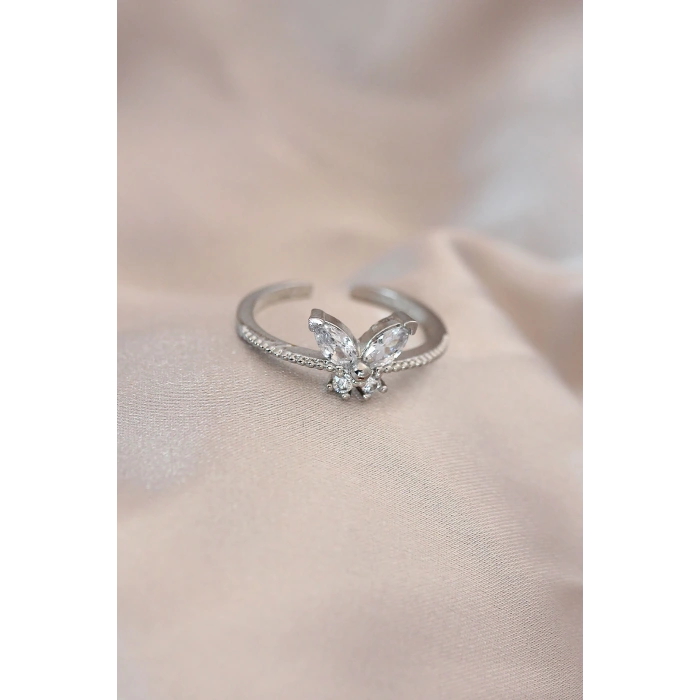 HarmonyAura Ayarlamalı Gümüş Renk Metal Zirkon Taş ve Kristal Taşlı Kelebek Model Yüzük