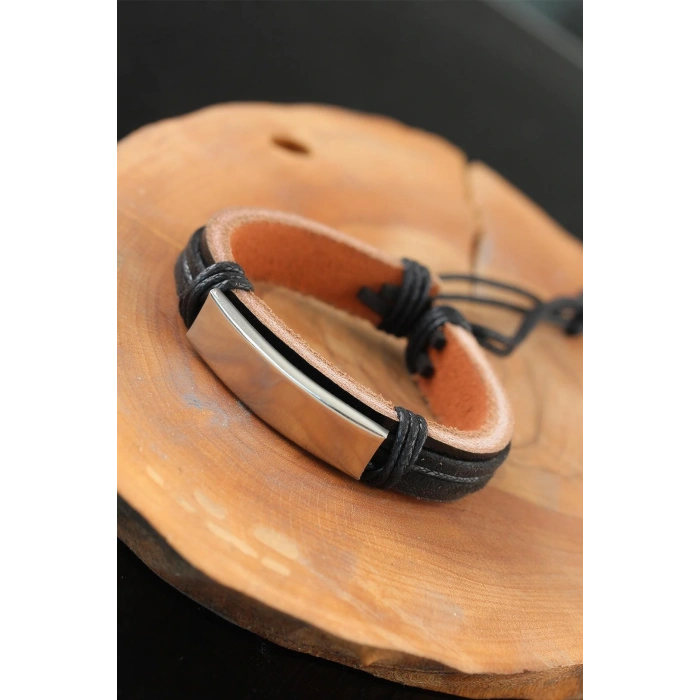 HarmonyAura Çelik Aksesuarlı Siyah Renk Deri Erkek Bileklik