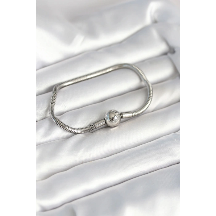 HarmonyAura Gümüş Renk Pirinç Charm Bileklik