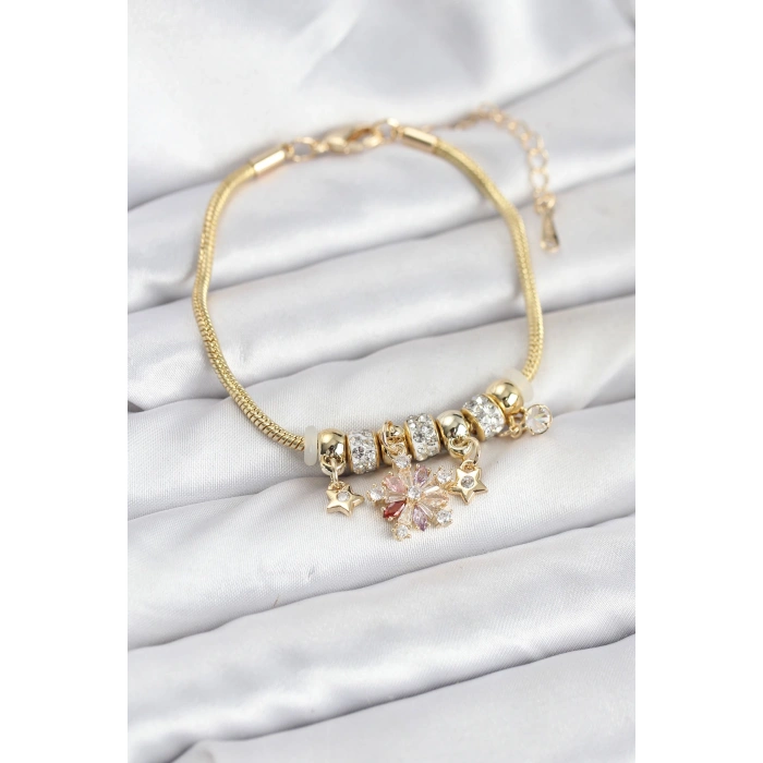 HarmonyAura Pirinç Gold Renk Renkli Yıldız Charmlı Kadın Bileklik