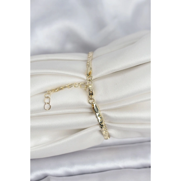 HarmonyAura Pirinç Gold Renk Zirkon Taşlı Kadın Bileklik