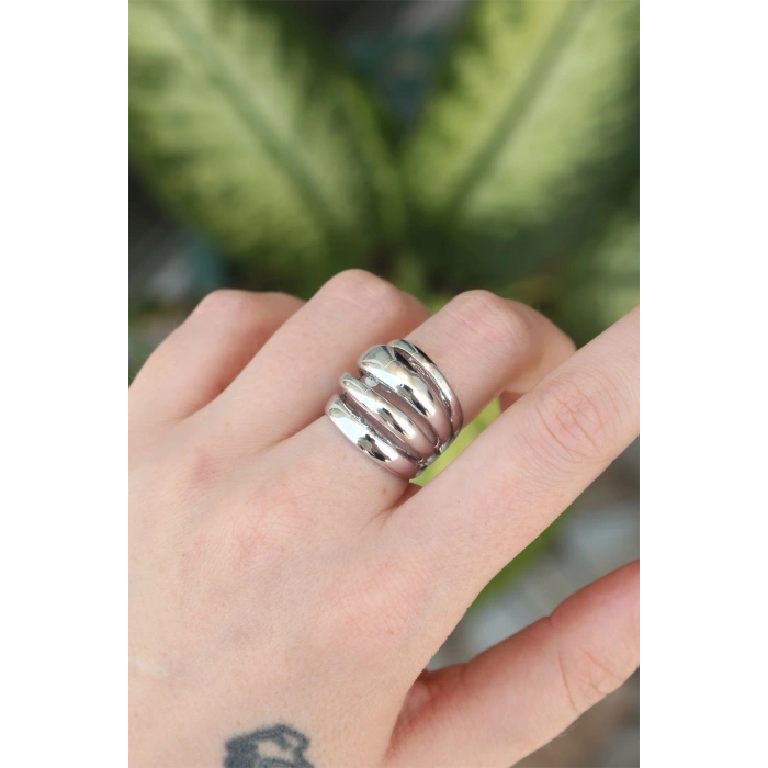 HarmonyAura Pirinç Gümüş Renk Ayarlanabilir Tırtıklı Bombe Yüzük