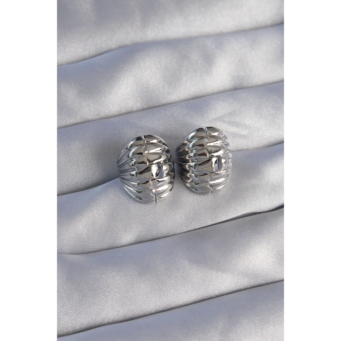 HarmonyAura Pirinç Gümüş Renk Tırtıklı Minimal Bombeli Tasarım Küpe