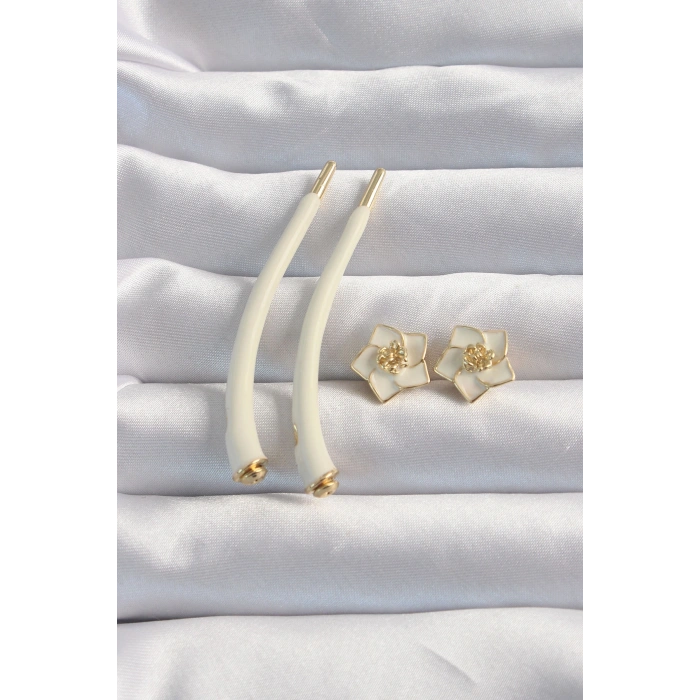 HarmonyAura Pirinç Krem Renk Botega Küpe