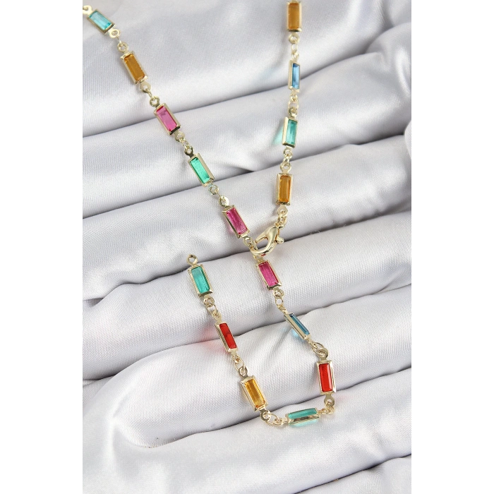 HarmonyAura Pirinç Renkli Zirkon Taşlı Dikdörtgen Model Gold Renk Kadın Y Kolye