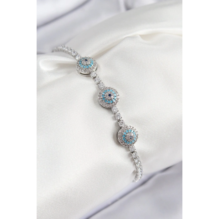 HarmonyAura Pirinç Zirkon Taşlı Nazar Model Gümüş Renk Kadın Bileklik