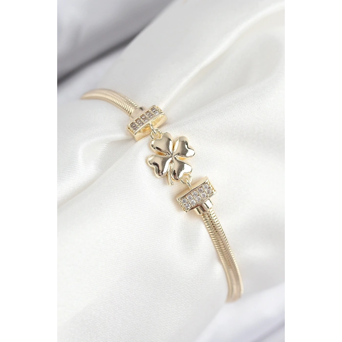 HarmonyAura Pirinç Zirkon Taşlı Yonca Model Gold Renk Kadın Bileklik