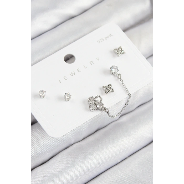 HarmonyAura Pirinç Zirkon Taşlı Yonca Model Gümüş Renk 925 Ayar Gümüş Çivi Kadın Küpe Set