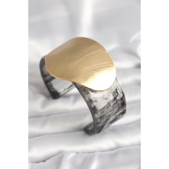 HarmonyAura Siyah Mermer Desen Akrilik Plastik Gold Daire Plaka Model Vintage Kadın Bilezik