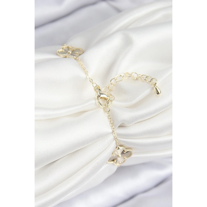 HarmonyAura VIP Pirinç Yonca Model Gold Renk Kadın Bileklik