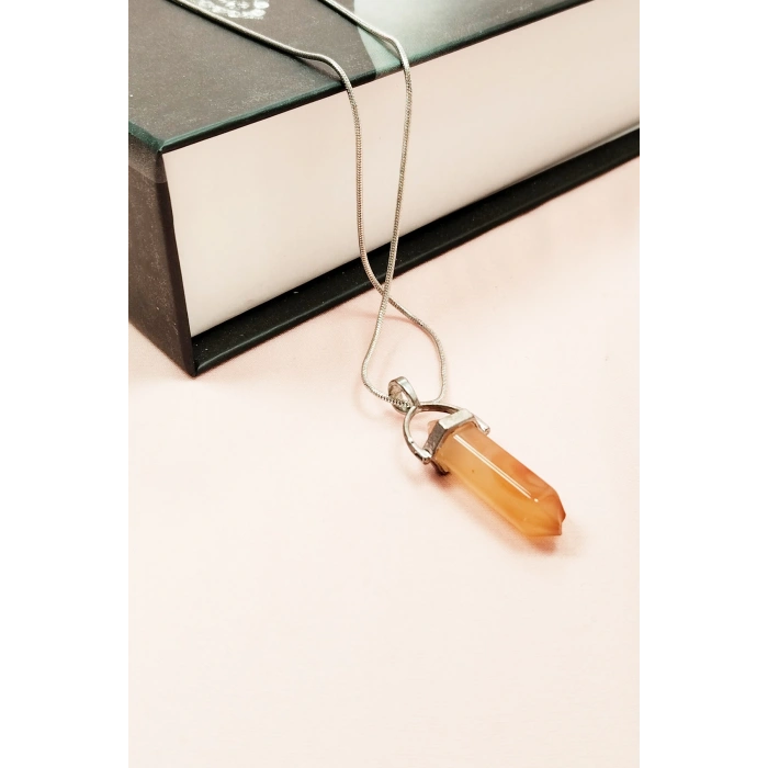 Kalsit Doğal Taşı Zincirli El Yapımı Tasarımlı Kolye Uç: 3,5 Cm Zincir: 20 Cm Kutulu