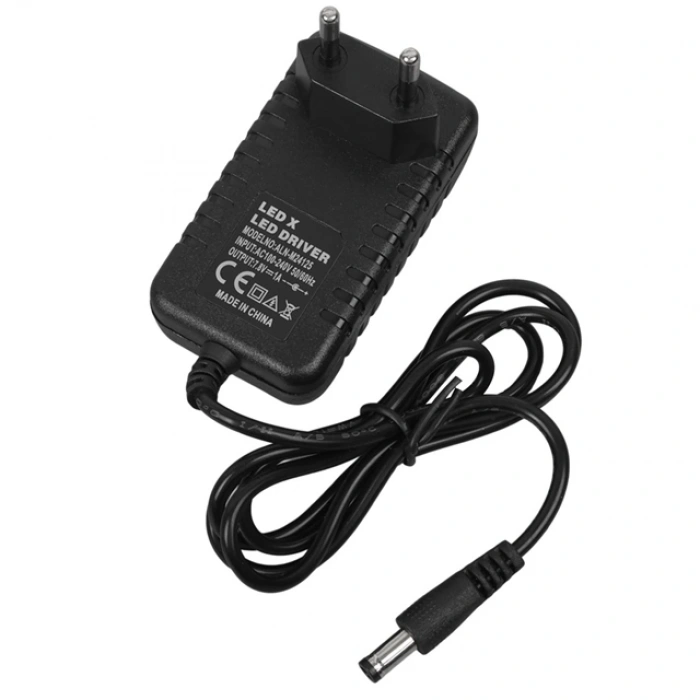 Powermaster Pm-16740 7.8 Volt - 1.2 Amper 5.5*2.5 Mm Uçlu Plastik Kasa Adaptör