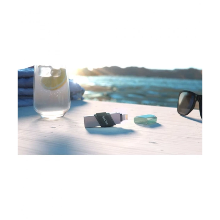 SanDisk iXpand Flash Drive 128GB Type