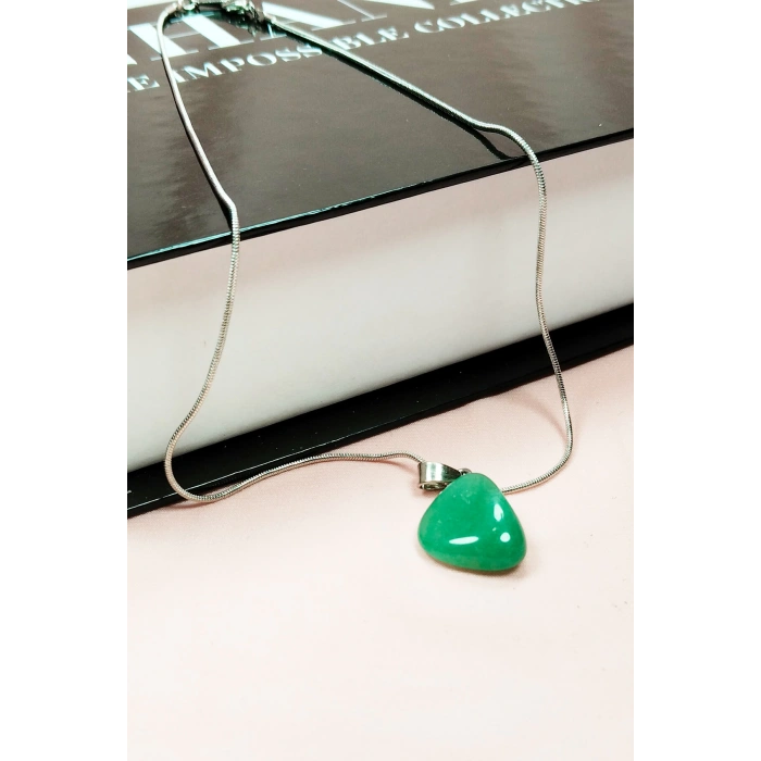 Yeşim Taşı Doğal Taşı Zincirli El Yapımı Kolye Uç: 2 Cm Zincir: 20 Cm Kutulu