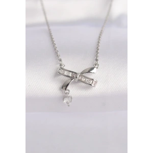 HarmonyAura 316L Çelik Zincir Gümüş Renk Zirkon Taşlı Kalp Detay Fiyonk Kolye