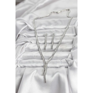 HarmonyAura Gümüş Renk Baget Zirkon Taşlı Kadın Kolye Küpe Set