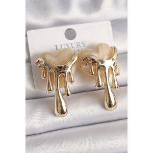 HarmonyAura Pirinç Gold Renk Beyaz Sedefli Akan Kalp Model Kadın Küpe