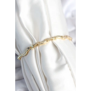 HarmonyAura Pirinç Gold Renk Dalgalı Model Kadın Bileklik