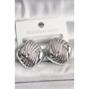 HarmonyAura Pirinç Gümüş Renk İşlemeli Kare Model Kadın Küpe