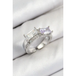 HarmonyAura Pirinç Zirkon Taşlı Dikdörtgen Model Gümüş Renk Kadın Yüzük