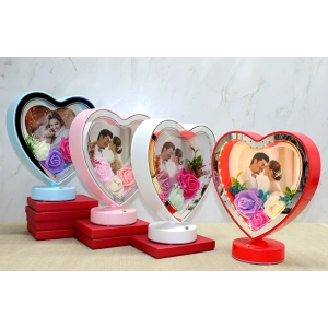 Kişiye Özel Fotoğraf Alanlı Kalpli Led Çerçeve Model 2