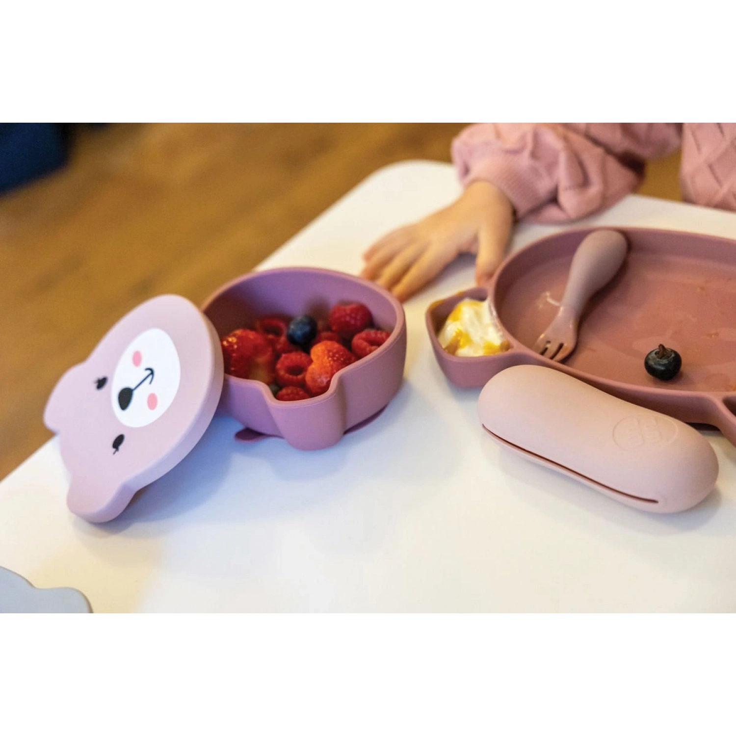 Tum Tum Silikon Beslenme Seti (5 parça) - Betsy Bear