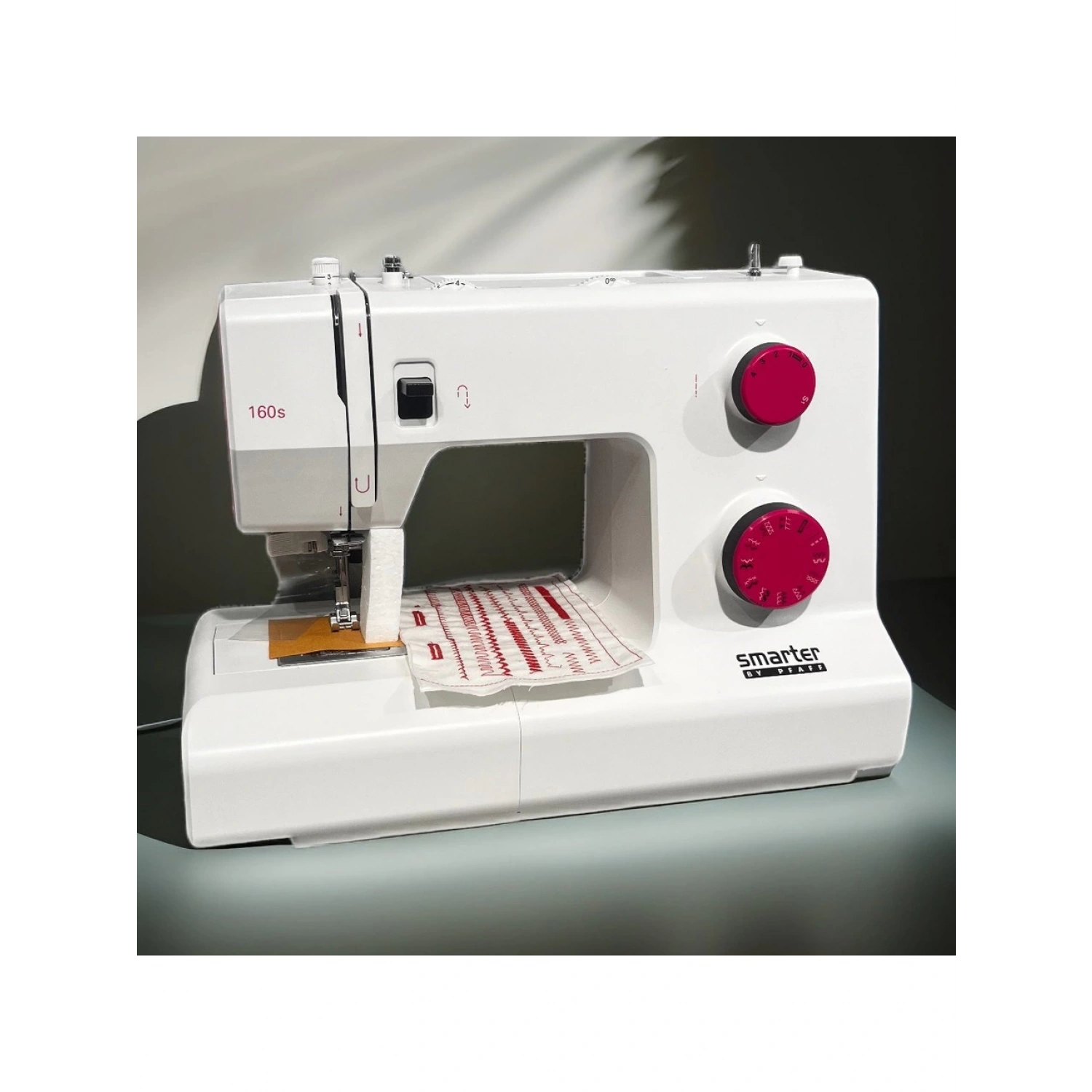 Pfaff Smarter 160S Dikiş Makinesi