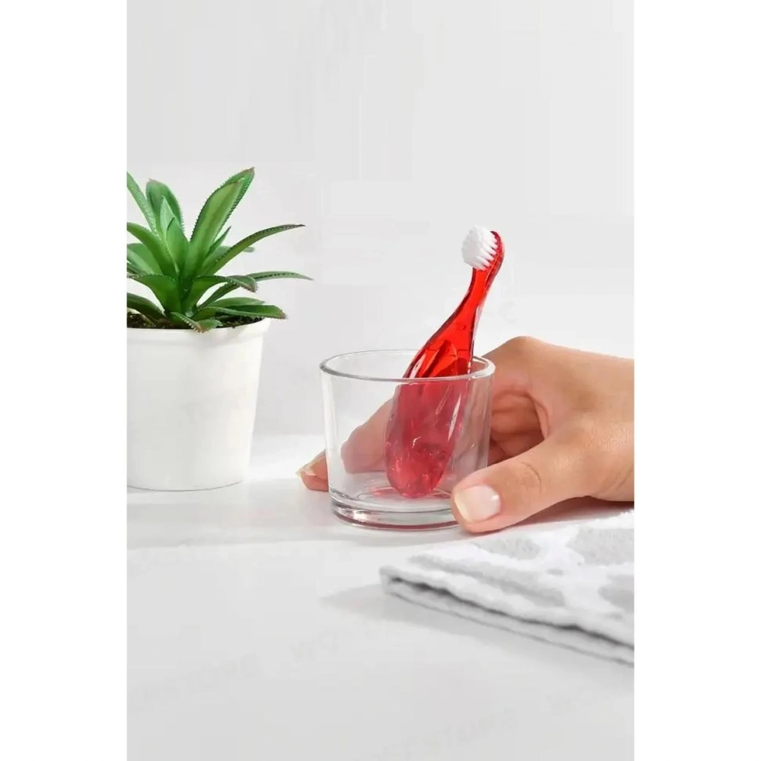 R.o.c.s. Baby 0-3 Yaş Bebek Diş Fırçası Kırmızı