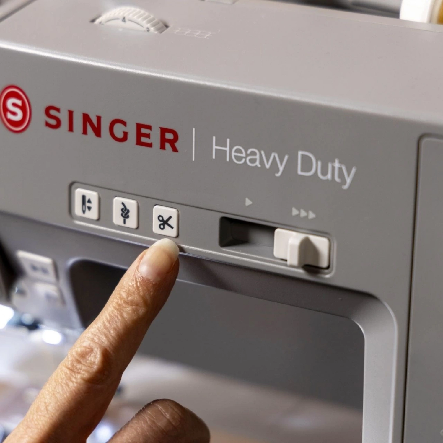 Singer HD6805C Elektronik Dikiş Makinesi