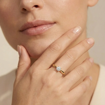 0,05 ct Mira Tektaş Pırlanta Yüzük