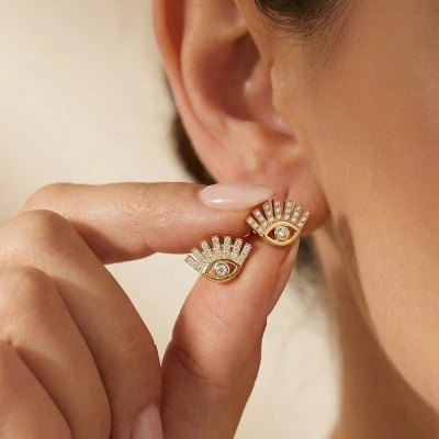 Taşlı Göz Form Çivili Gümüş Küpe