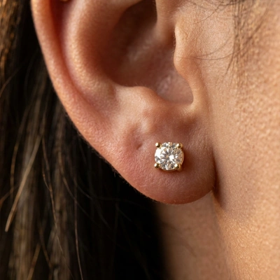 0,05 ct Vera Tektaş Pırlanta Küpe