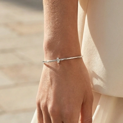 Baget Tek Taşlı Zarif Altın Bileklik