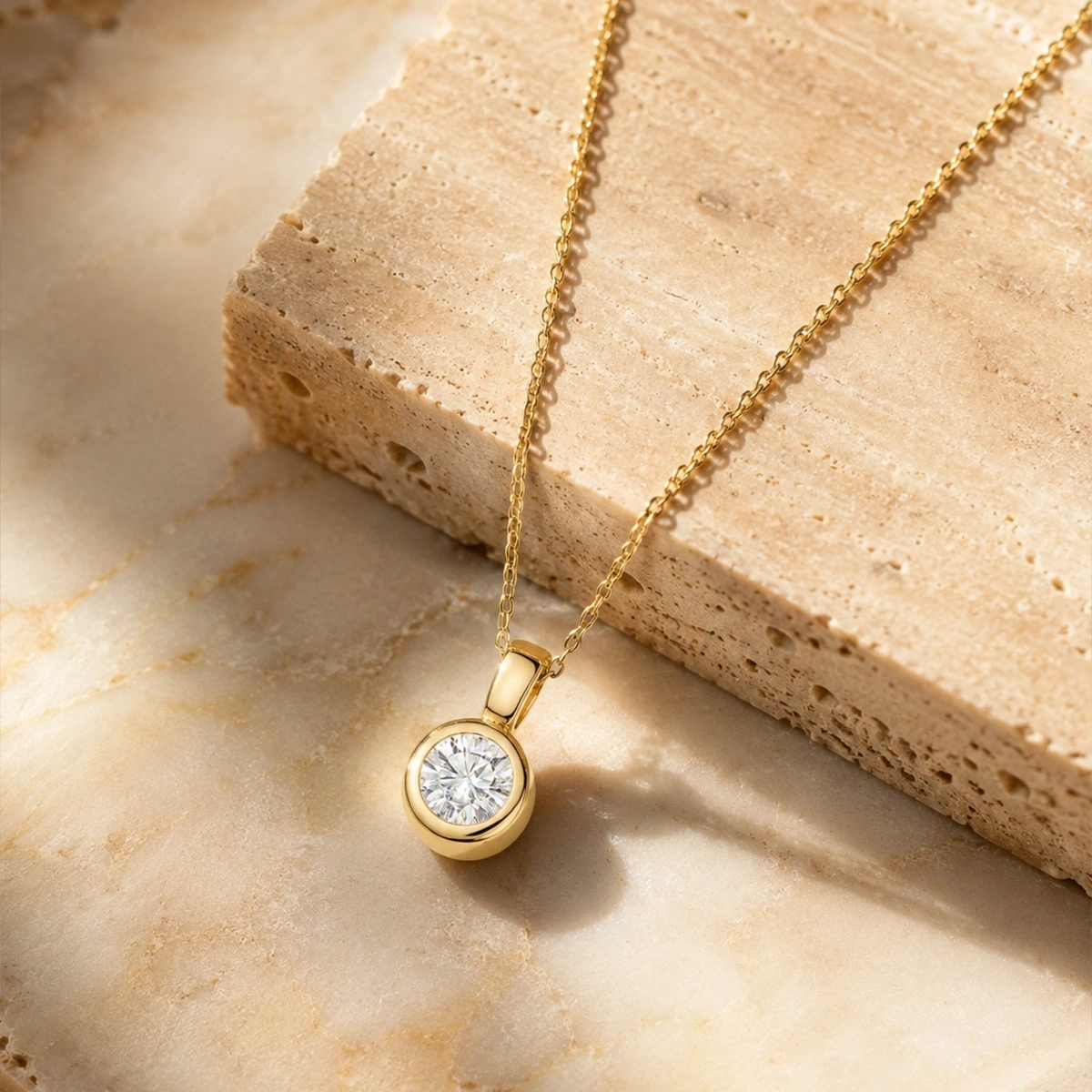 0,05 ct Moren Tektaş Pırlanta Kolye