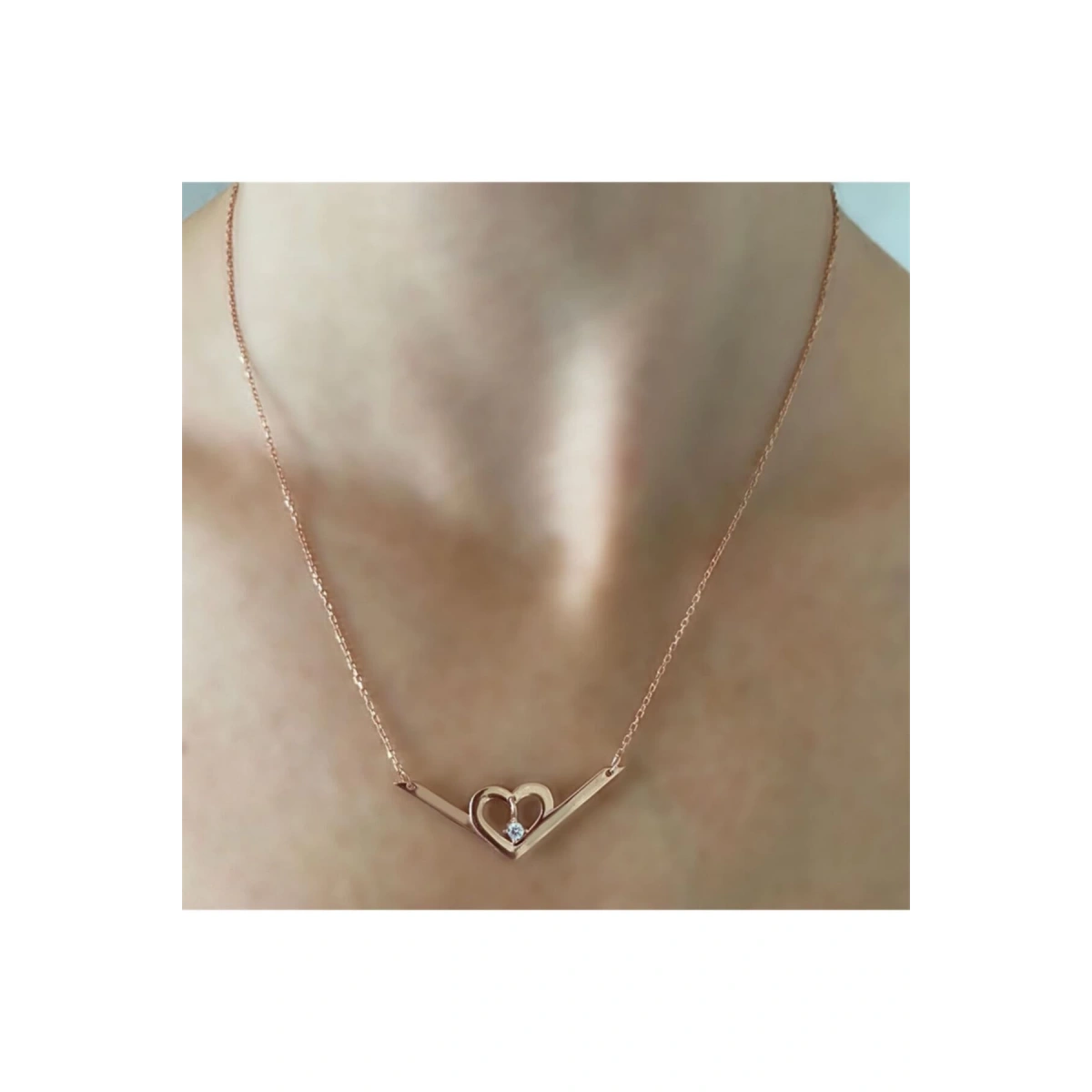 Taşlı Kalp Modern Gümüş Kolye