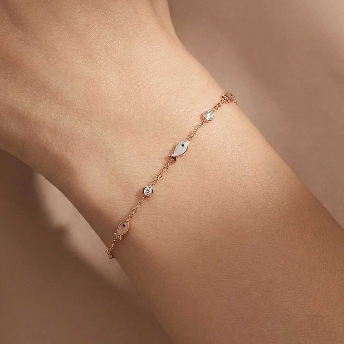 Bereket Balık Mineli Altın Bileklik