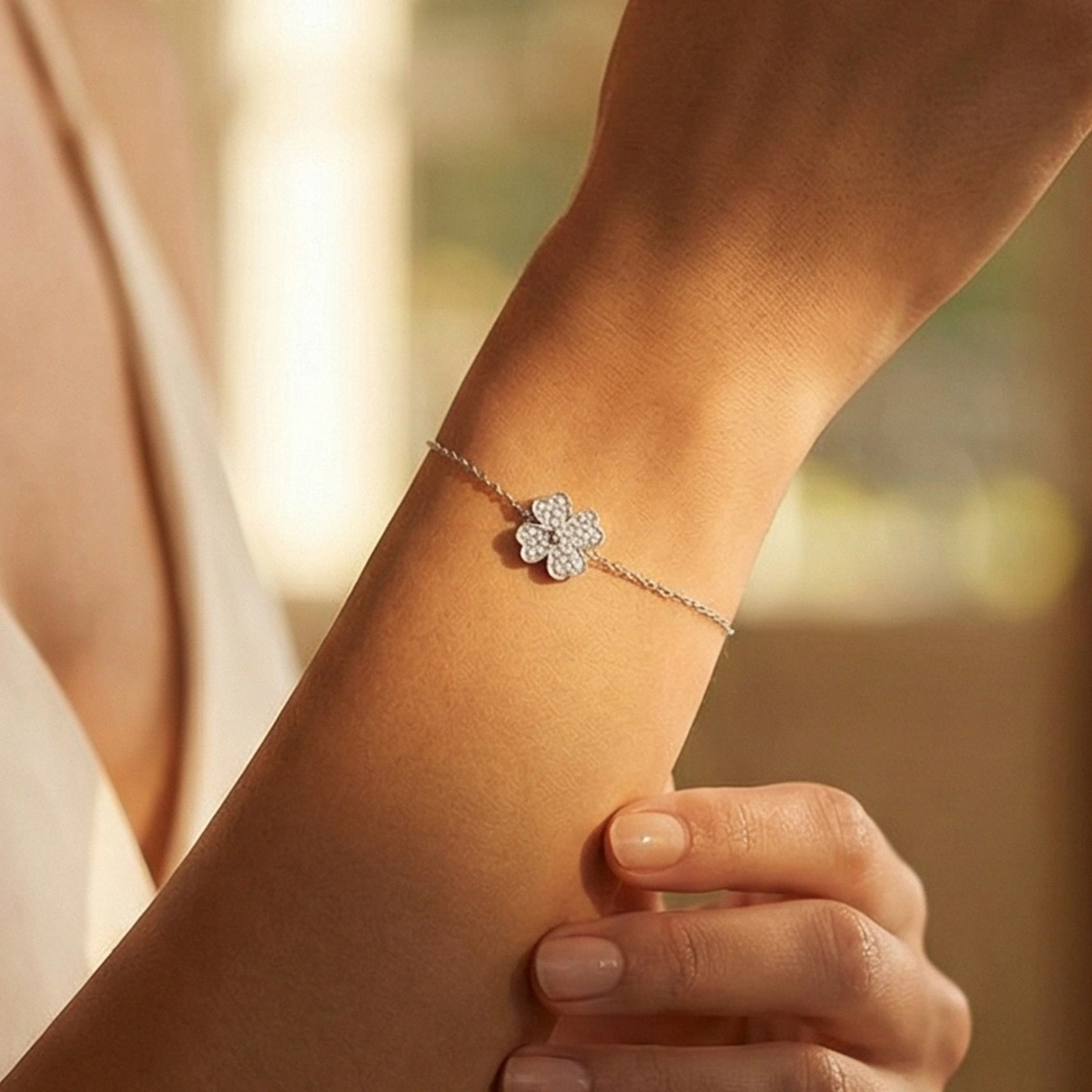 Yonca Şans Altın Bileklik