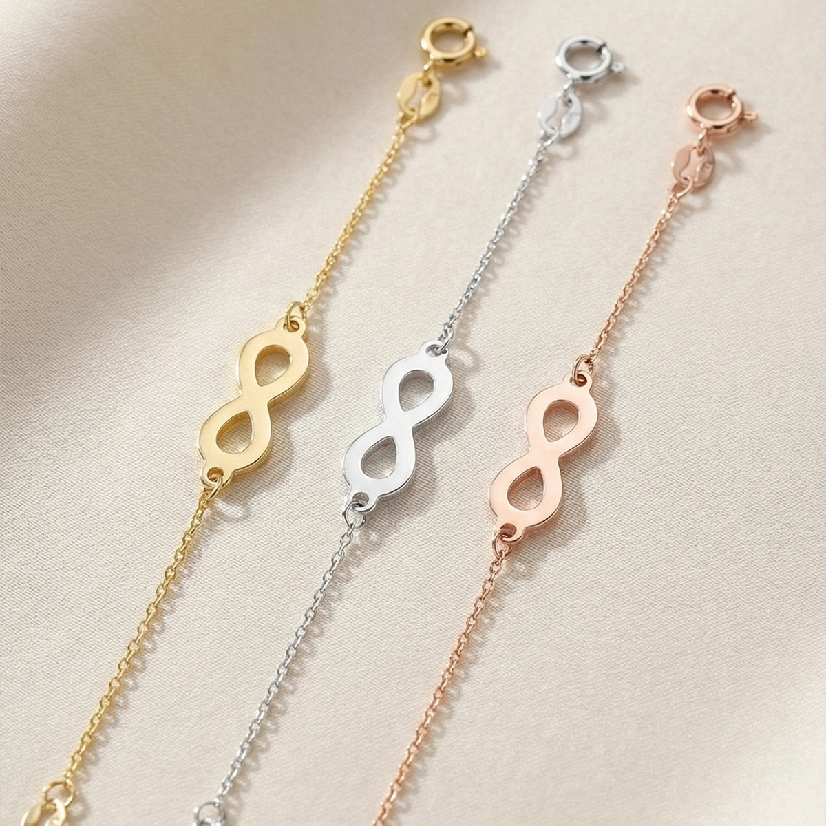 Sonsuzluk Plaka Altın Bileklik