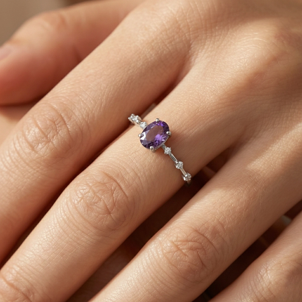 Ametist Moru Oval Taşlı Pırlanta Yüzük