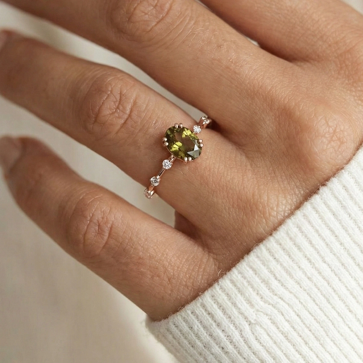 Sitrin Oval Taşlı Pırlanta Yüzük