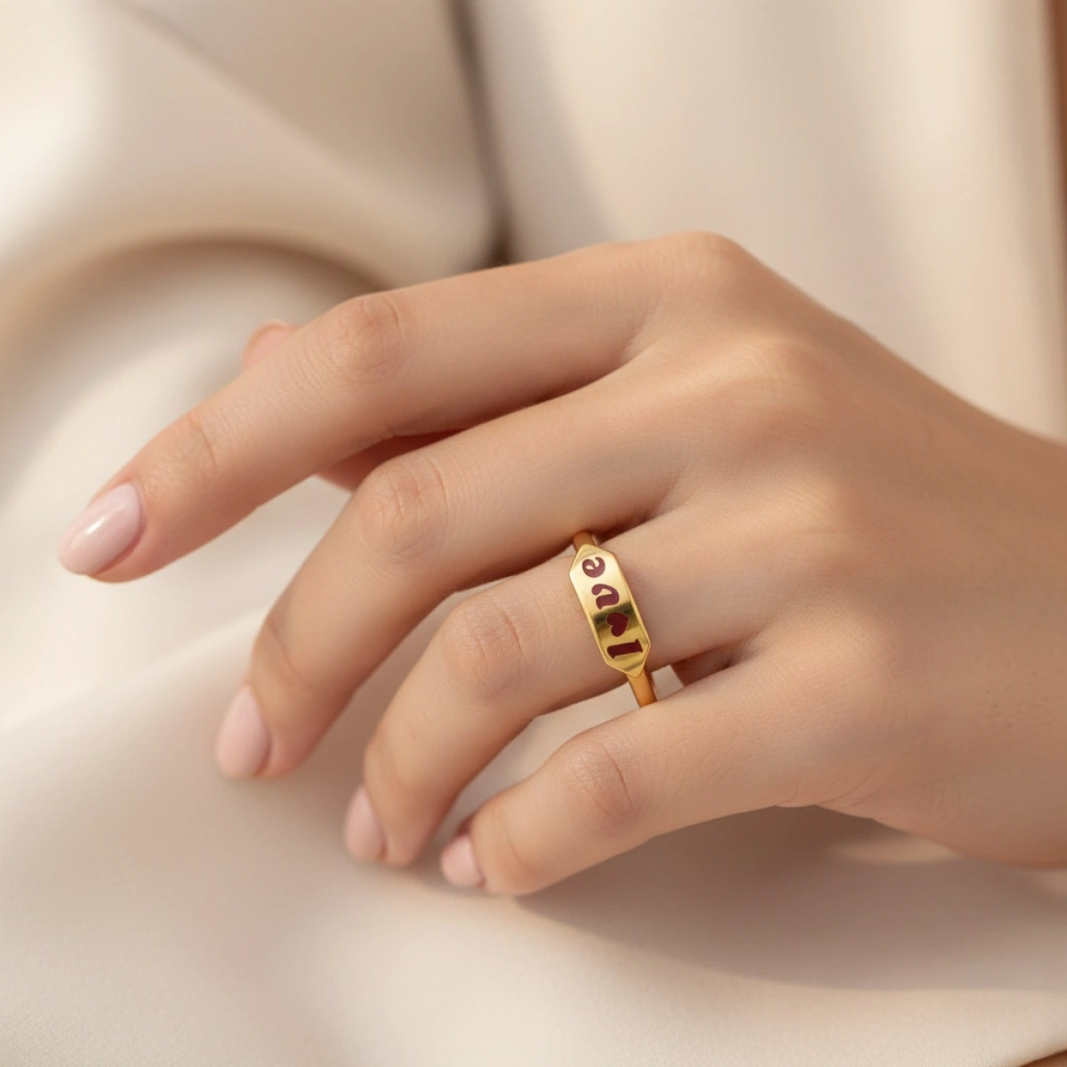 Lovely Altın Yüzük