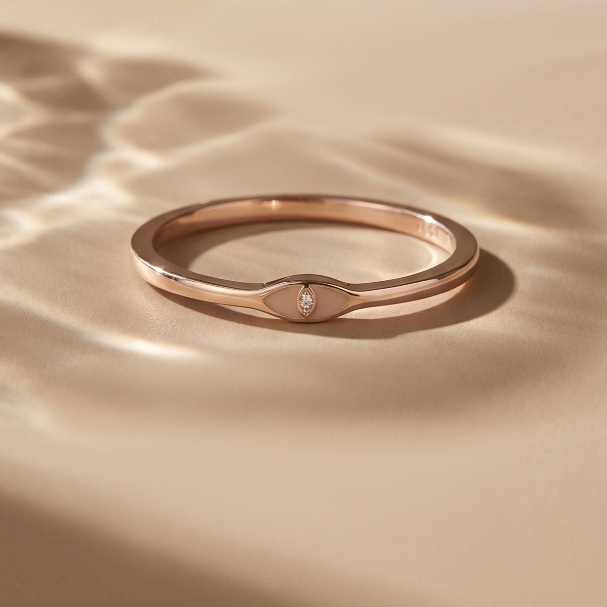 Göz Mineli Pırlanta Yüzük