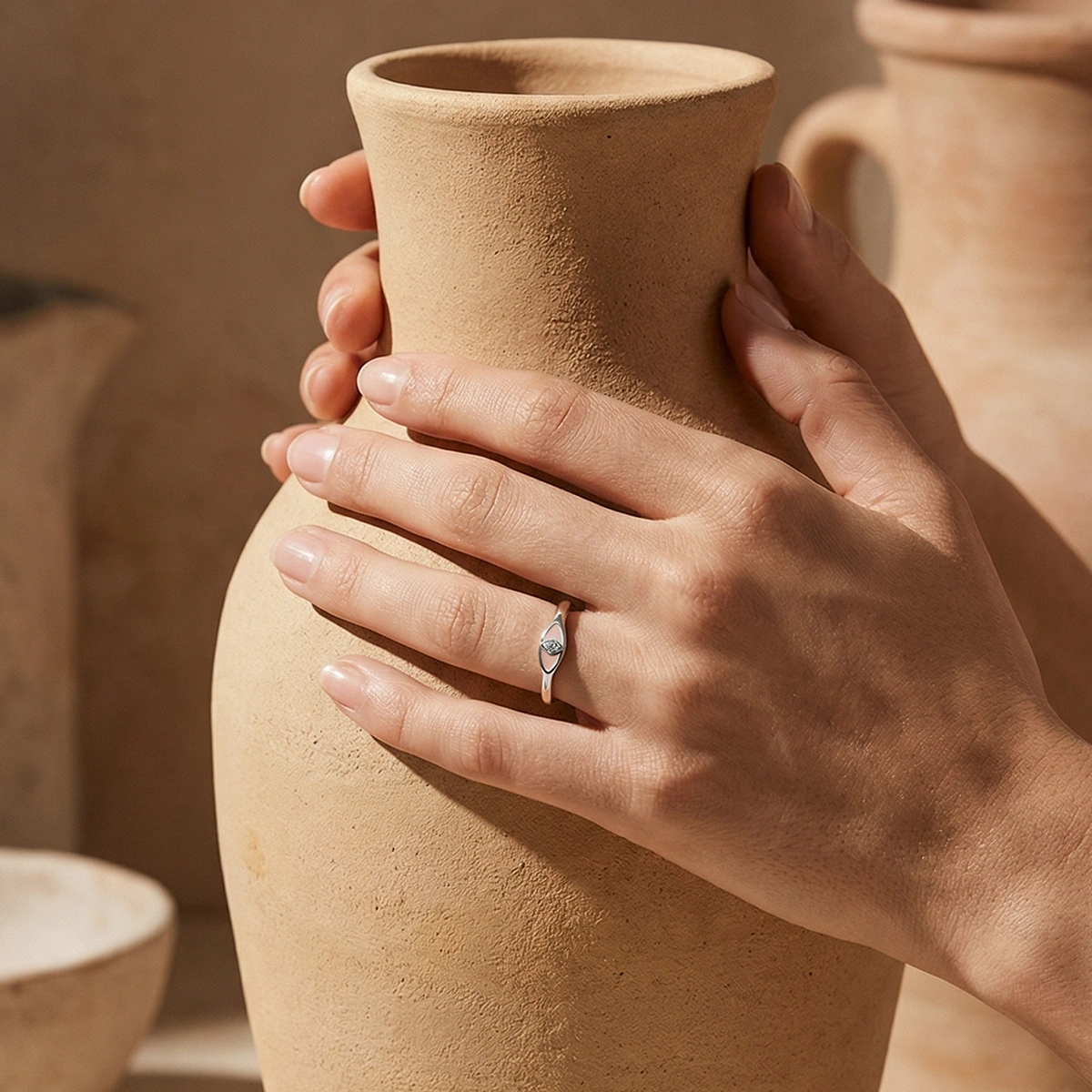 Göz Mineli Pırlanta Yüzük