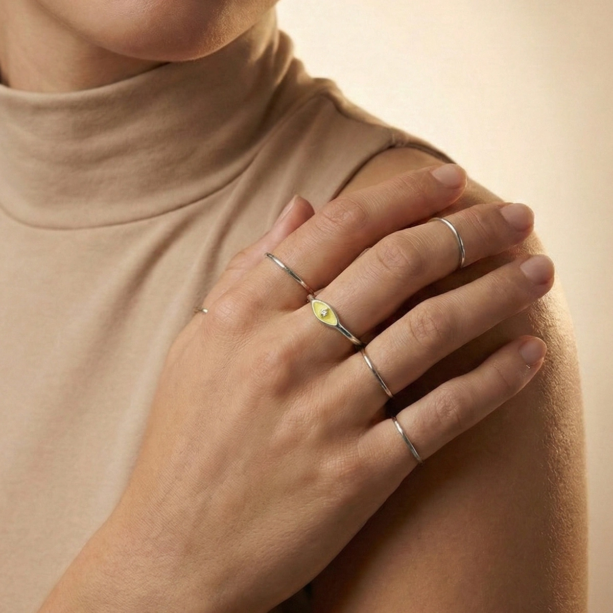 Göz Mineli Pırlanta Yüzük