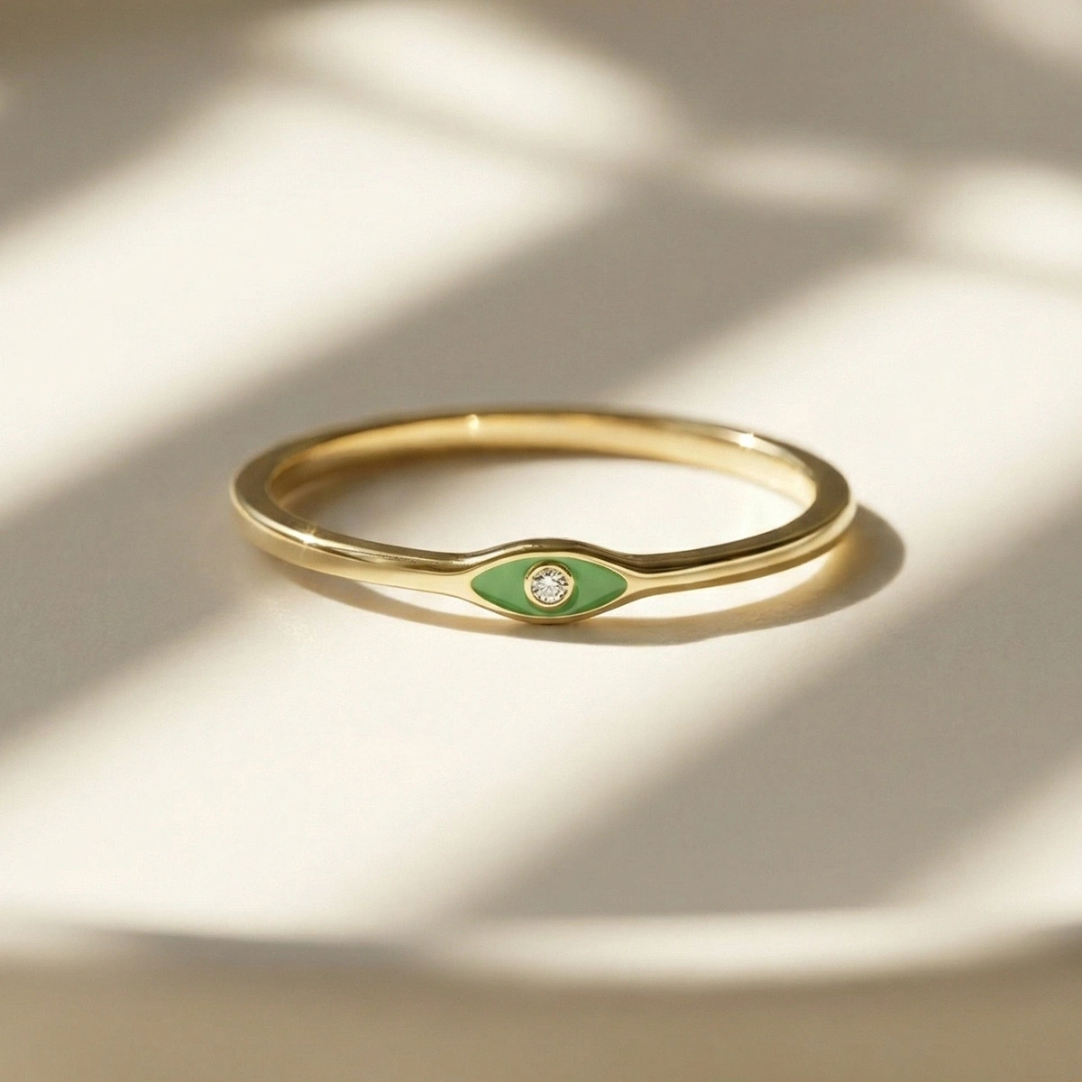 Göz Mineli Pırlanta Yüzük